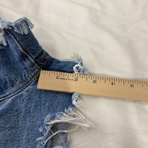 Levi’s 501 Button Fly Jeans Light Wash Straight Leg 33 Classic Vintage Styl - Picture 9 of 9